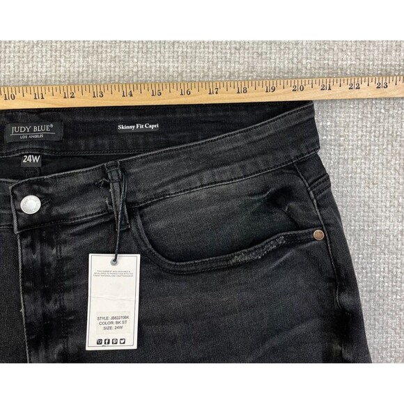 NEW Judy Blue Skinny Fit Capri Jeans Women's 24W Stretch Black Denim 41x20 - Picture 7 of 11